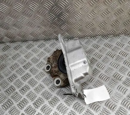Volvo XC90 Engine mount bracket 31480549