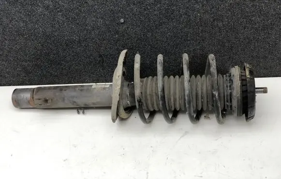 Peugeot 208 Front shock absorber/damper