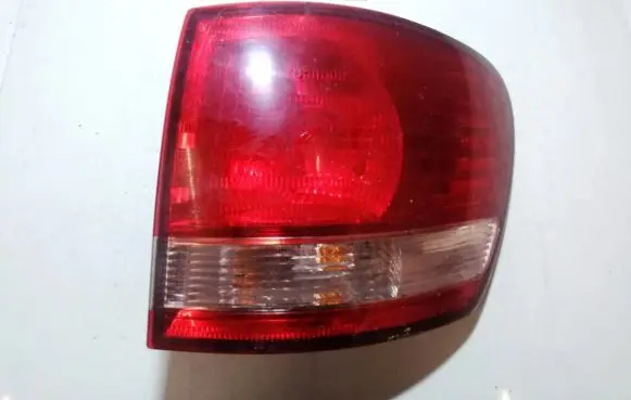 Toyota Avensis Verso Rear/tail lights