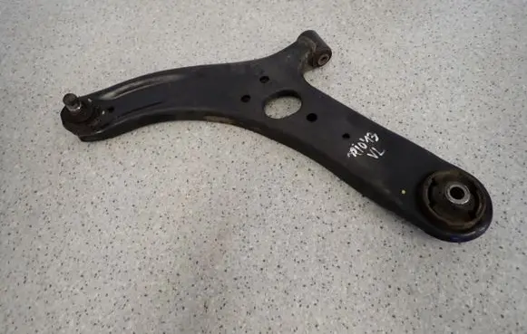 KIA Rio Rear suspension control arm 
