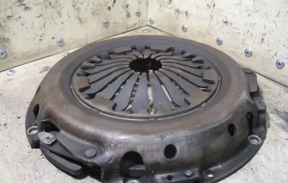Volvo S40, V40 Pressure plate VOLVO220HRN4400MS VALEO
