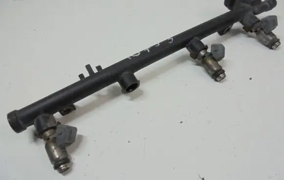 Renault Laguna I Fuel injector IWP026