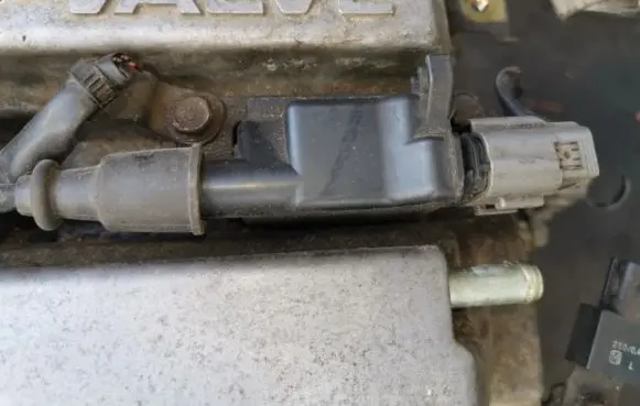 Mazda 323 High voltage ignition coil