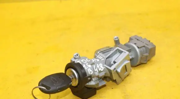 Ford Focus Ignition lock 3M51-3F880-AC