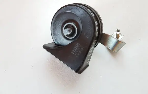 Volvo S60 Horn signal 31693050