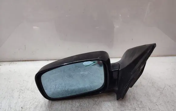 KIA Sorento Front door electric wing mirror 015753