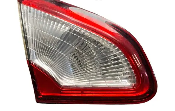 Nissan Qashqai Rear/tail lights 89503189 B26555BR01A