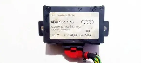 Audi A6 S6 C5 4B Alarm control unit/module 4b0951173 748.01.01-01