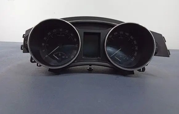 Skoda Superb B6 (3T) Speedometer (instrument cluster) 3T1920841D