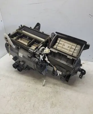 Toyota Corolla Verso AR10 Interior heater climate box assembly 870500F050