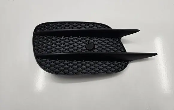 Mercedes-Benz E AMG W210 Front bumper lower grill A2138856700