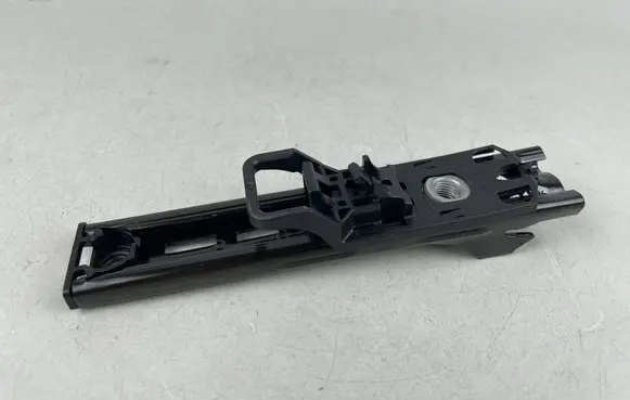Volkswagen Golf VIII Seat belt height adjuster 565857819A