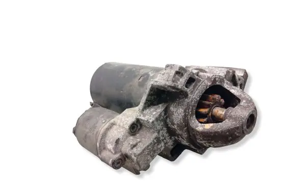 BMW X3 E83 Starter motor 8506657