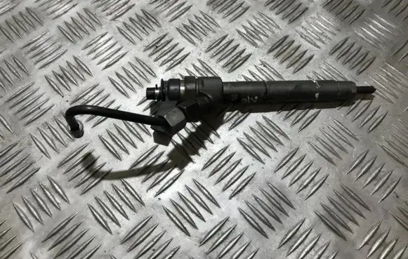 Mercedes-Benz A W169 Fuel injector 0445110167 a6400700787