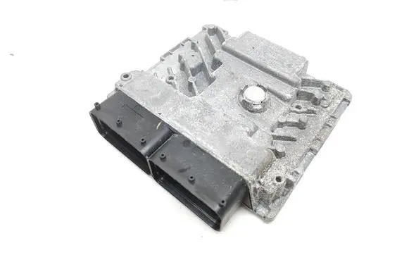 Audi A3 S3 8V Engine control unit/module 06K907425J 5WA180300