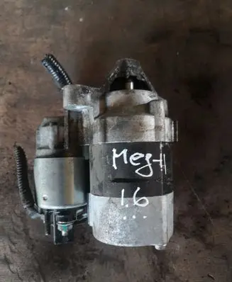 Renault Megane III Starter motor 03200031