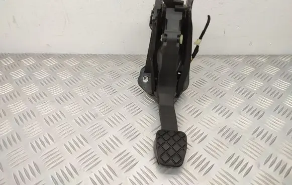 Seat Leon (5F) Clutch pedal 5Q1721059EQ