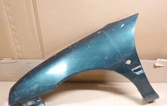 Chrysler Neon I Fender