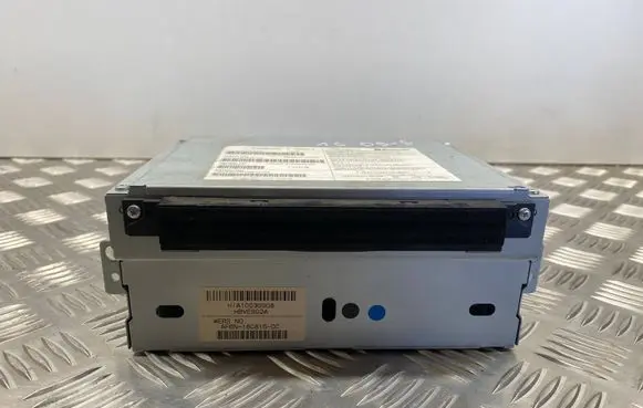 Volvo S60 Radio/CD/DVD/GPS head unit 31326223AA 31326223 AF6N18C815DC