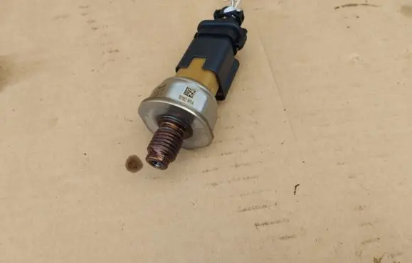 Citroen Jumpy Fuel pressure regulator 9676643880