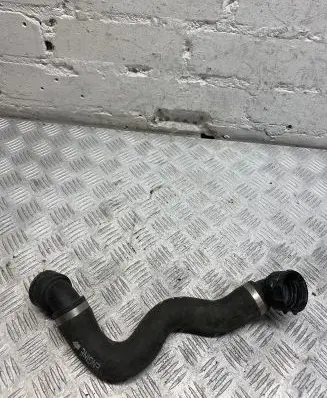 Mercedes-Benz C W205 Engine coolant pipe/hose A2055017484
