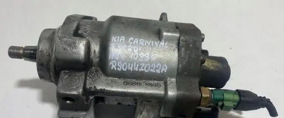 KIA Carnival Fuel injection high pressure pump R9044Z022A