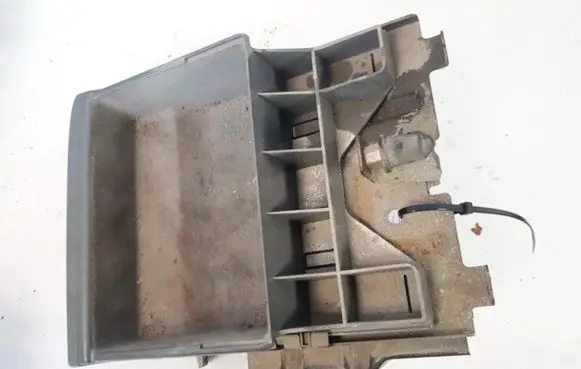 Honda CR-V Glove box