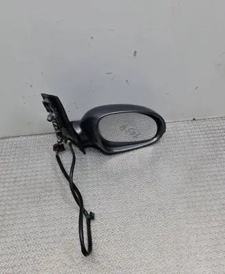 Volkswagen Golf Plus Front door electric wing mirror 010836