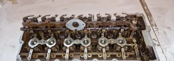 BMW 3 E90 E91 Engine head 7535325 A0458344 758827703
