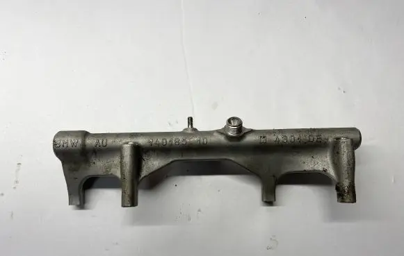 BMW 1 F20 F21 Fuel main line pipe 7643082 13537643082