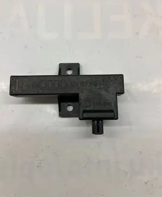 Audi A6 S6 C7 4G Keyless (KESSY) go control unit/module 8K0907247