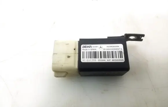Mercedes-Benz Vito Viano W639 Other relay A6398300084