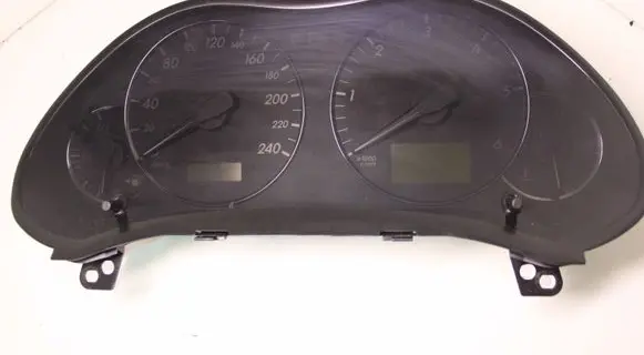 Toyota Avensis T250 Speedometer (instrument cluster) 8380005C00C