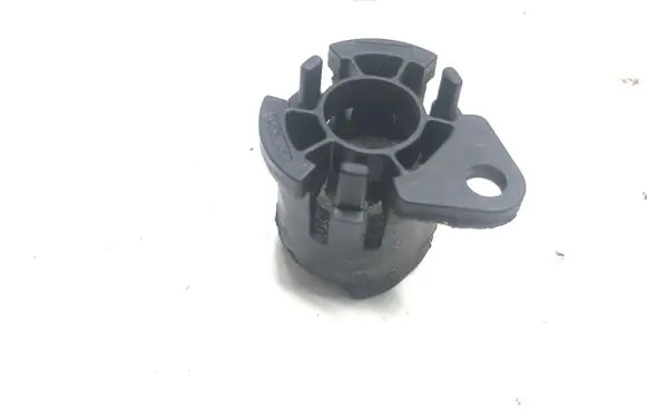 Volvo S40 Radiator mount bracket 30639749