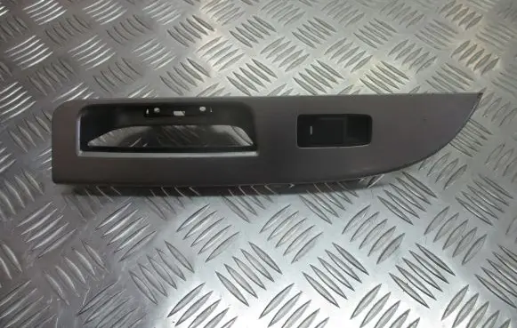 Chrysler Sebring (FJ - JX) Electric window control switch