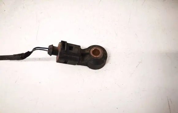 Volkswagen Golf VI Detonation knock sensor 0261231146
