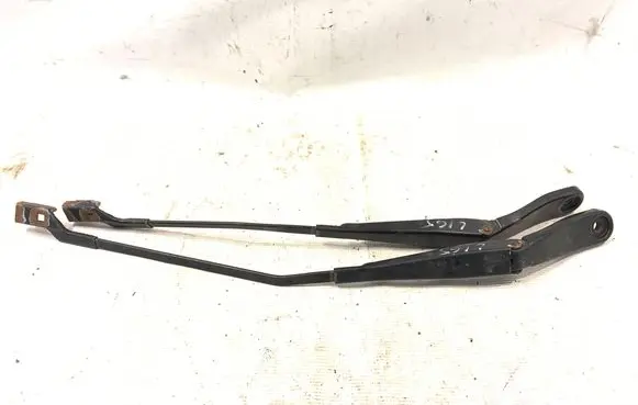 Volvo V70 Front wiper blade arm