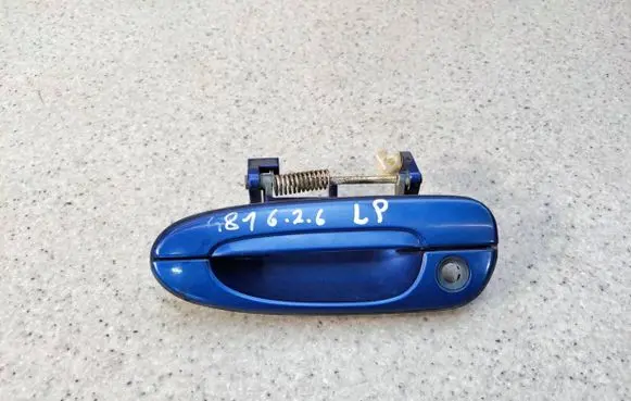 Mazda 626 Front door exterior handle