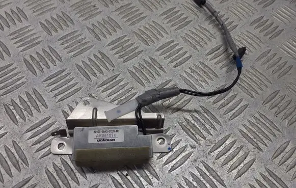 Honda Civic Sound amplifier 39155-SMG-E020-M1