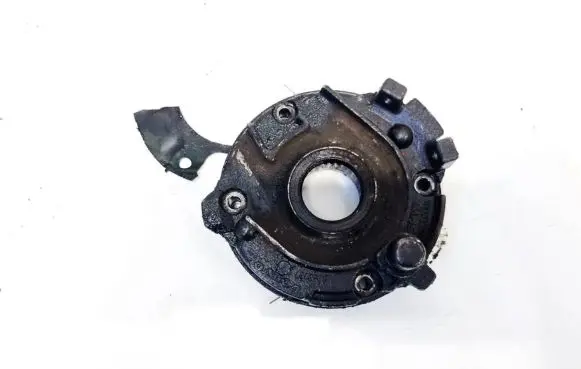 Volvo V70 Oil pump 3063737