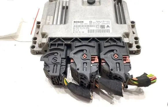 Peugeot 207 Engine control unit/module ECU 