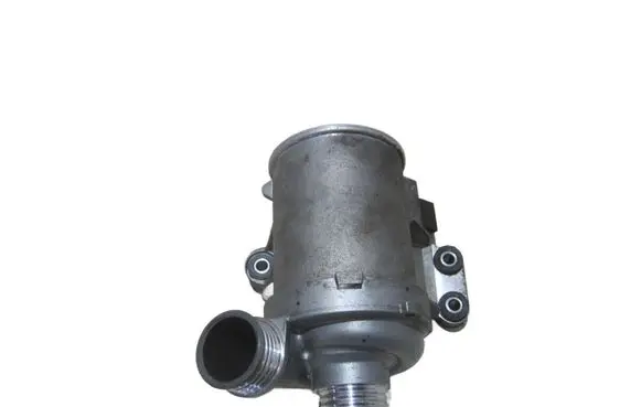 BMW 3 F30 F35 F31 Water pump 8635090 9548SF4S8GW45BMW