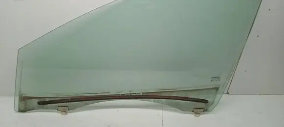 Renault Megane III Front door window glass four-door 43R001142