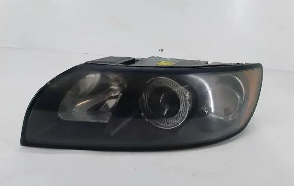 Volvo V50 Headlight/headlamp 31213179