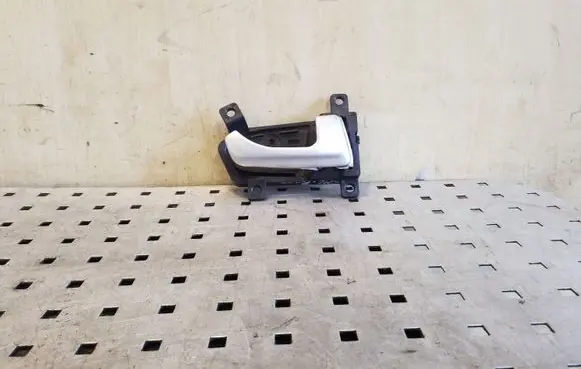 KIA Sportage Rear door interior handle 826203U000