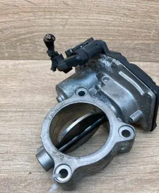BMW X5 F15 Throttle valve 7810752 10378517