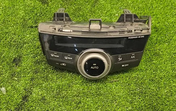 Toyota Prius (XW30) Climate control unit 5590047161