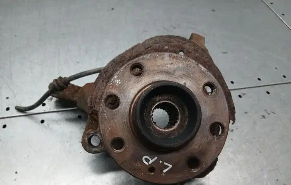 Opel Corsa C Front wheel hub spindle knuckle