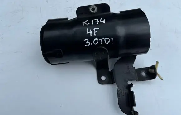 Audi A6 S6 C6 4F Fuel filter bracket/mount holder 4F0201987E