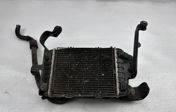 Audi Q7 4M Optional radiator 4M0121212D 4M0121212